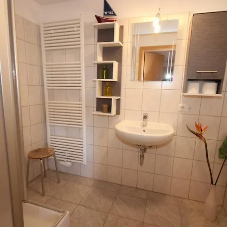 Haus 1795 Storchennest Wustrow (Fischland)